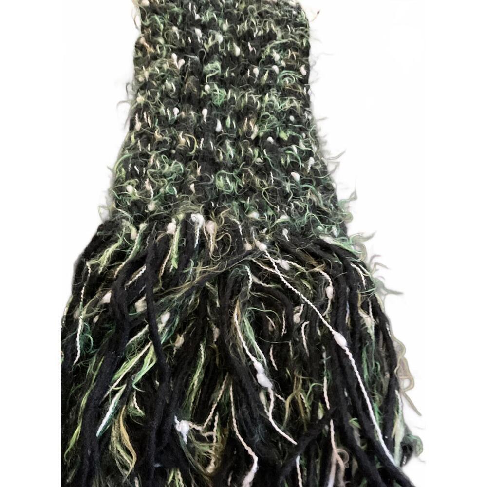 Lorenzo Made in Italy Knitted Wool Blend Scarf with Fringe